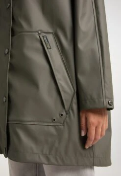 Schmuddelwedda Manteaux De Pluie Manteau Mi-saison Femme Olive -Schmuddelwedda 411cfee0eafd49d904ee7b9601c216c9