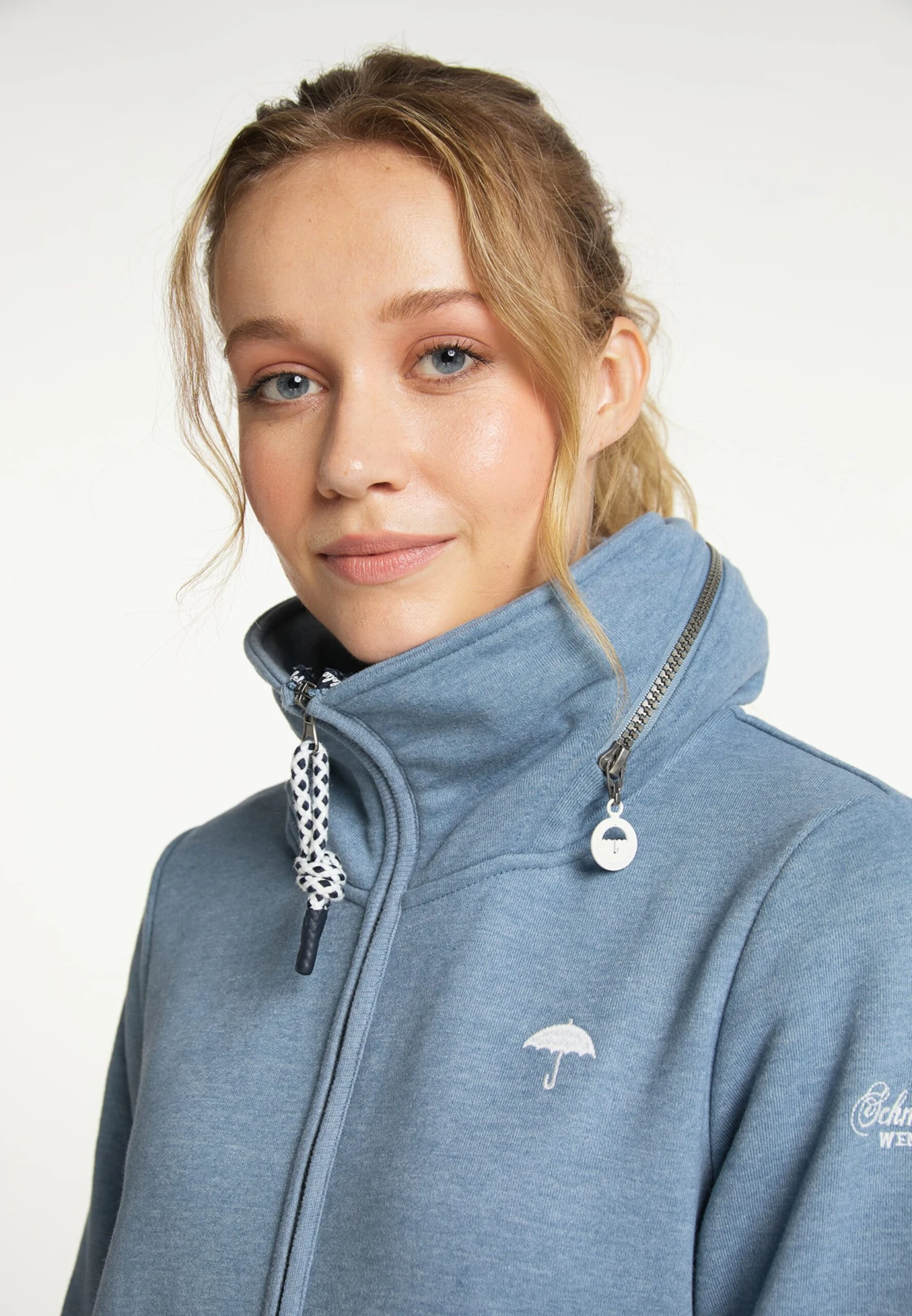 Schmuddelwedda Sweats Zippés Veste De Survêtement Femme Bleu Fumé 7 Schmuddelwedda Sweats Zippés Veste De Survêtement Femme Bleu Fumé – Image 5